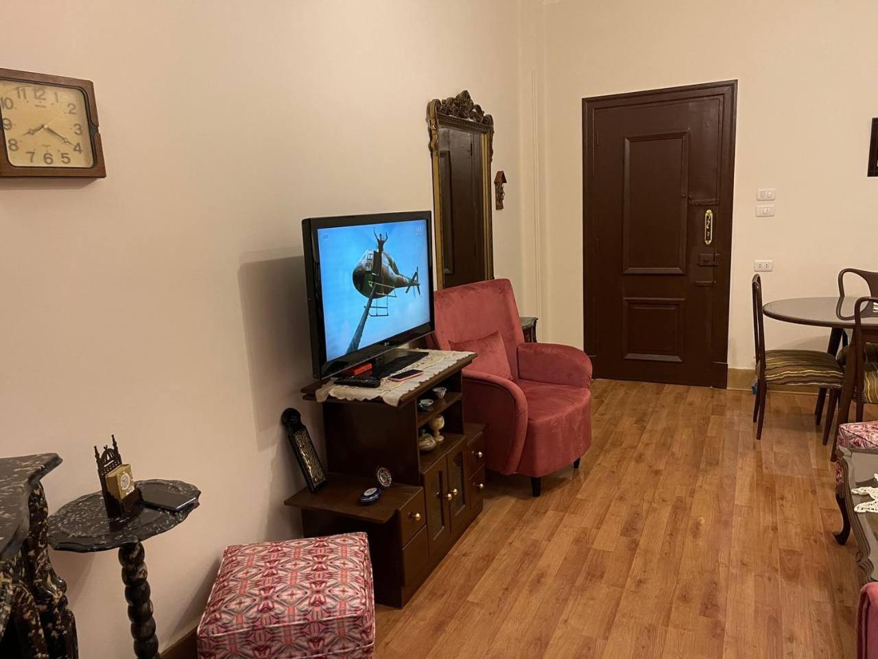 Wonderful Place In Dokki Apartment *